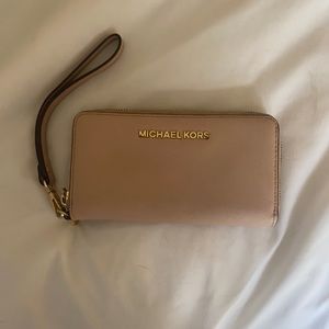 Michael Kors Wristlet